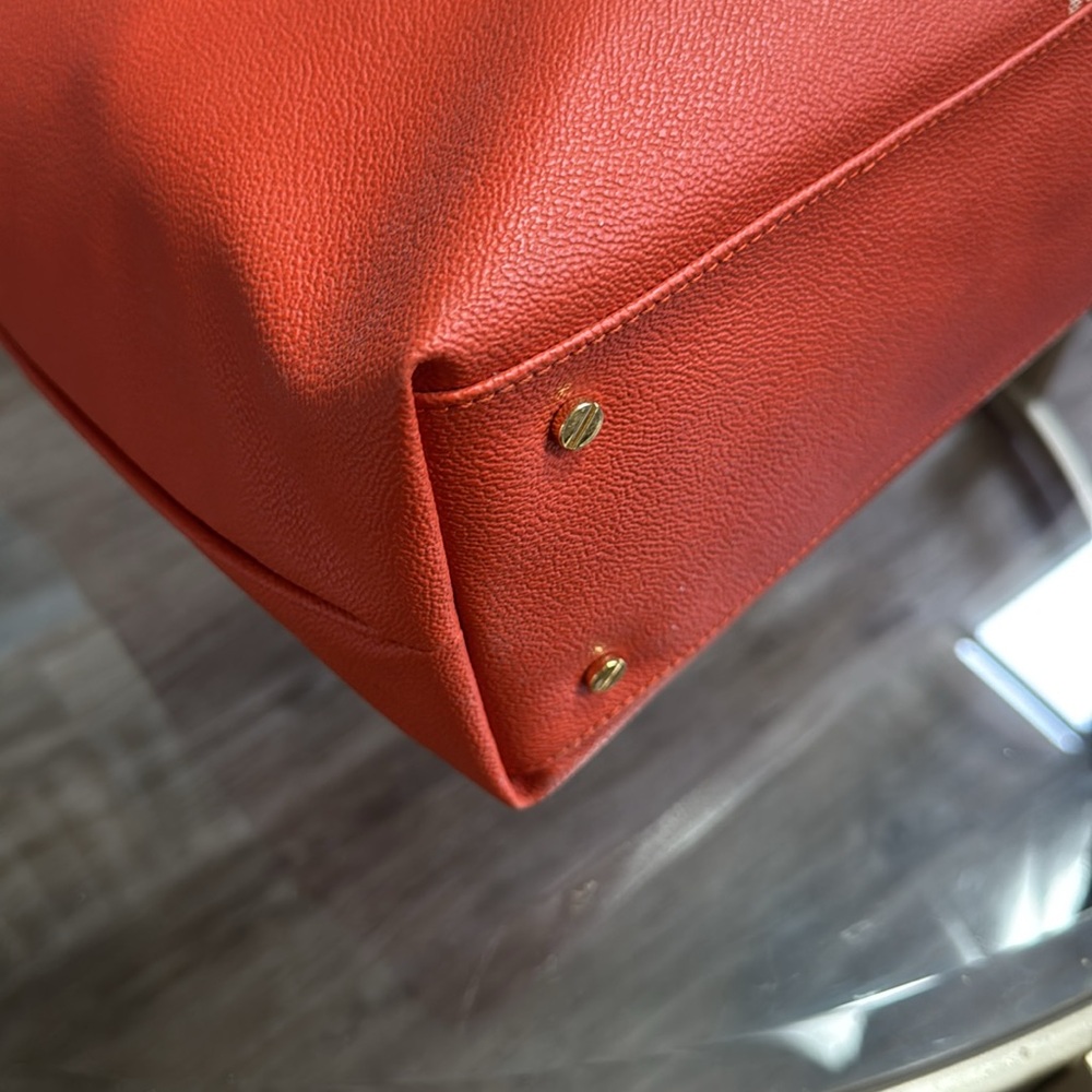 Tory Burch 797 Madison AV. New York Vibrant Orange Tote - Picture 10 of 13